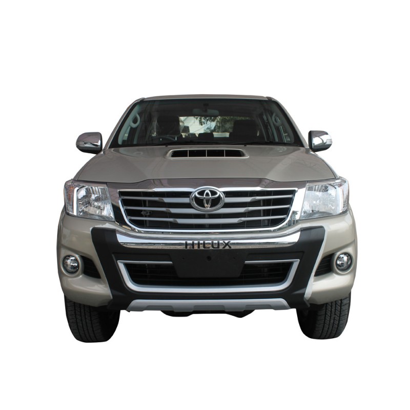 white hilux bullbar